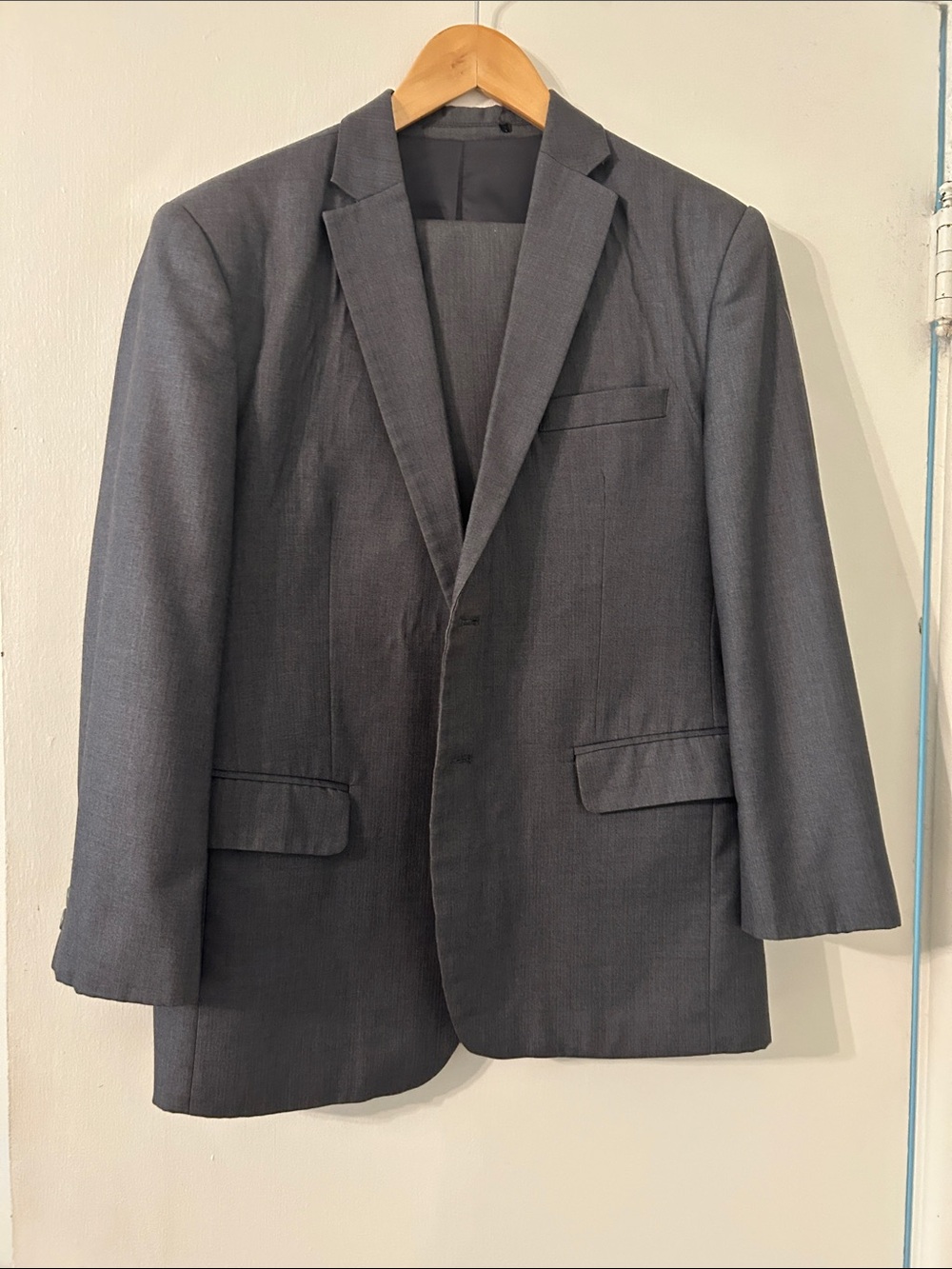 Men's Classic Gray Tailored Suit Jacket and Pants Set